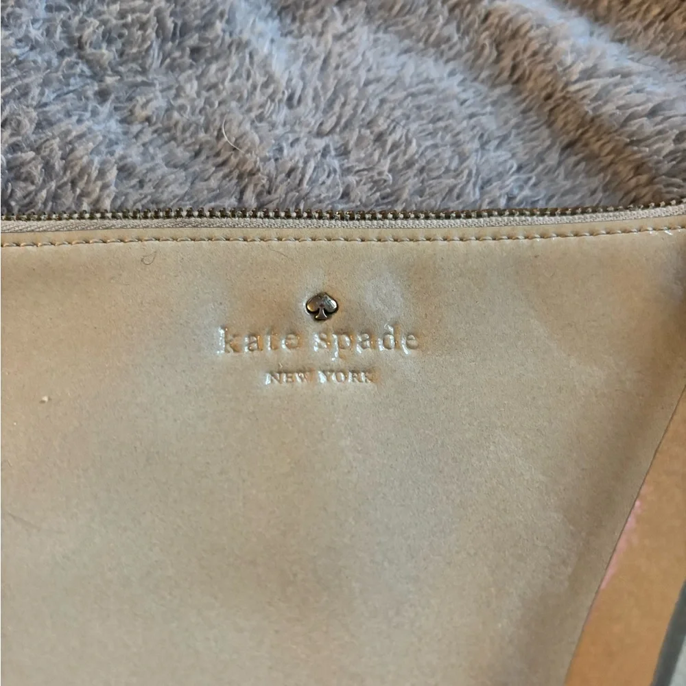 Kate Spade Harrison Street Jenny Ann Metallic‎ Gold Wristlet